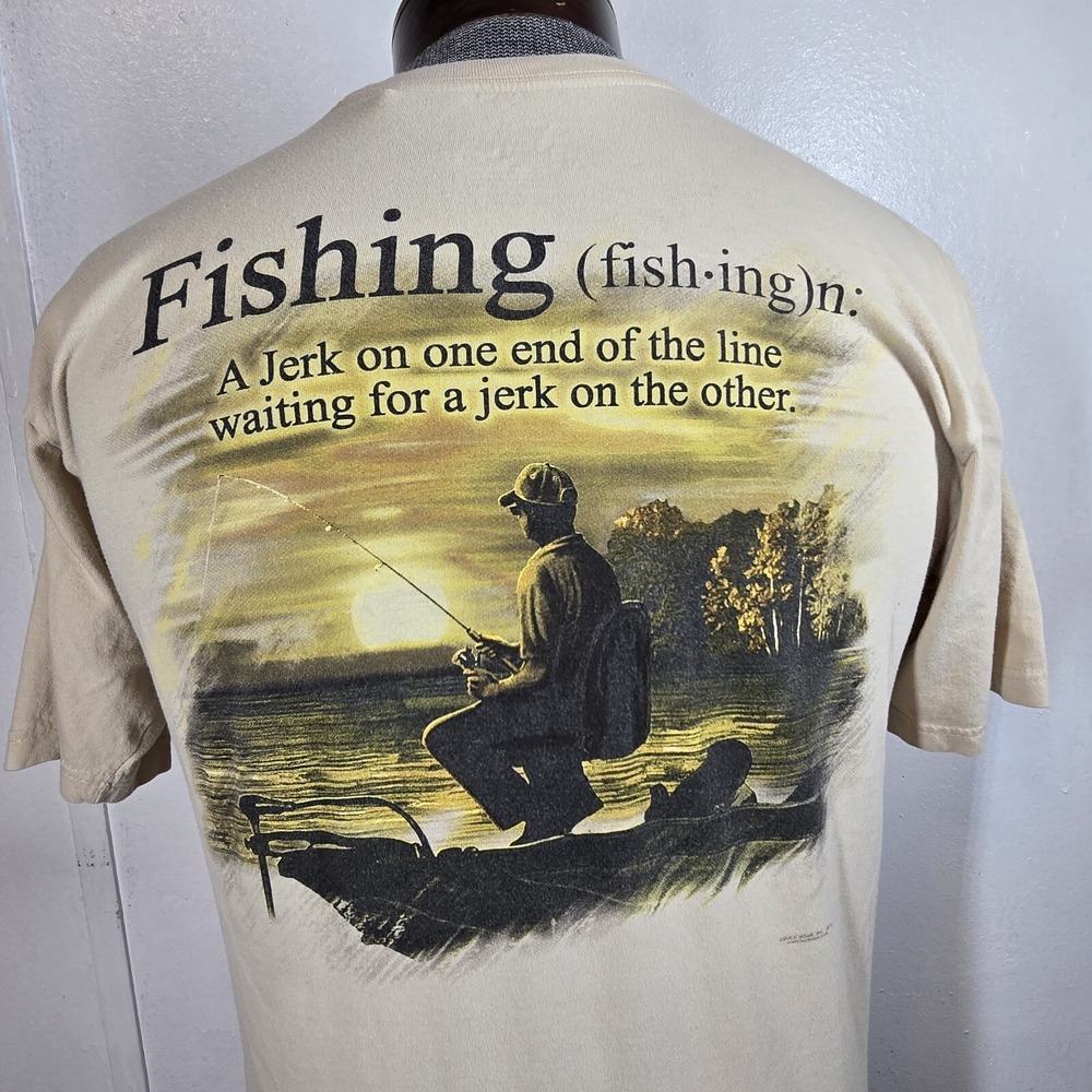 Bass Pro Shops‎ T Shirt Mens M Beige Fishing Definition Funny Short Sleeve